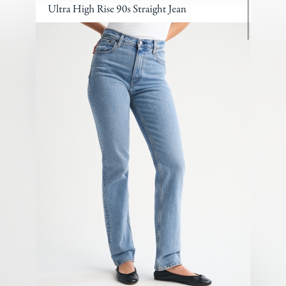 Abercrombie and Fitch Ultra High Rise 90s Straight Jean